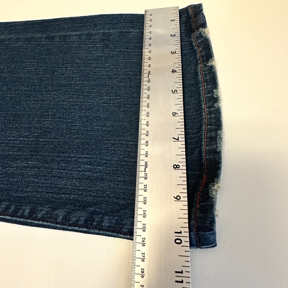 Levis 572 Flare Jeans Mens 12M Dark‎ Wash Distressed Low Rise Denim (34x30) - Picture 10 of 12